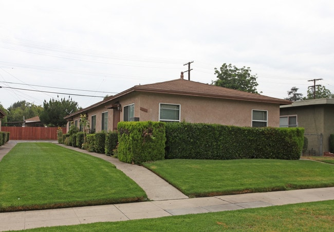 1503-1507 N Hollywood Way in Burbank, CA - Building Photo - Building Photo