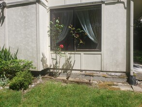 1249 SW 132nd Ln in Burien, WA - Building Photo - Building Photo
