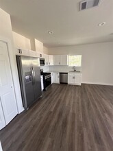 605 Center St in Richmond, TX - Building Photo - Building Photo