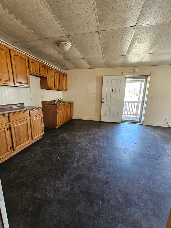 502 Pike St, Unit Pike Street in Coal Grove, OH - Building Photo - Building Photo