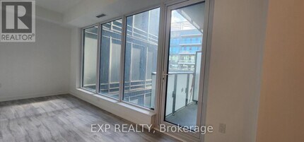 7-N527 Golden Lion Heights in Toronto, ON - Building Photo - Building Photo