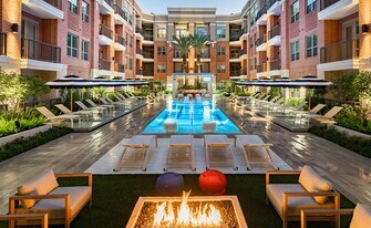 160 Birdsall St in Houston, TX - Building Photo