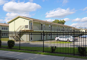 Parkside Gardens Apartments