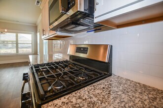 148 Rosemary Ayers Dr in Madison, AL - Building Photo - Building Photo
