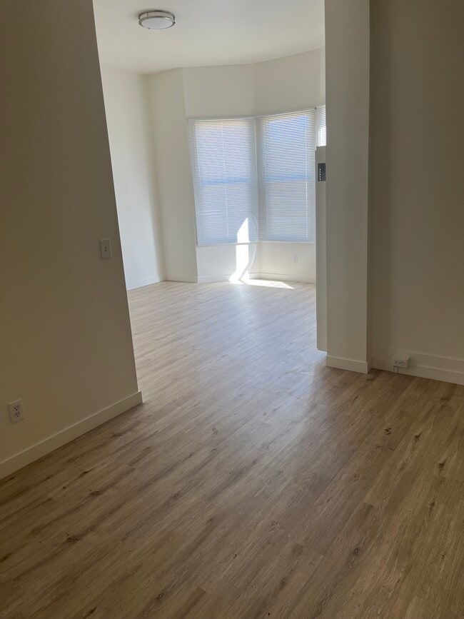 317 N L St in Lompoc, CA - Building Photo - Building Photo