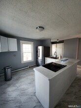 78 Maplewood Ave in Torrington, CT - Building Photo - Building Photo