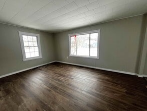 630 Cherry Dr in Sarnia, ON - Building Photo - Building Photo