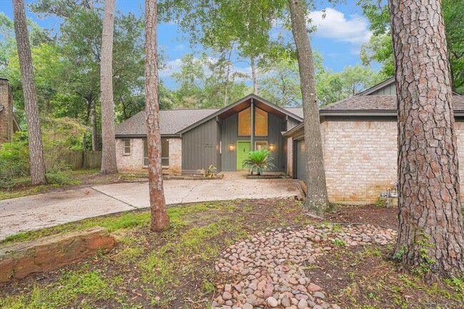 property at 2022 Bristlecone Pl