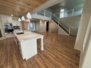 3665 Valley View Dr S in Fargo, ND - Building Photo - Building Photo