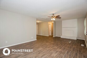 4511 Longbriar Dr in Gastonia, NC - Building Photo - Building Photo