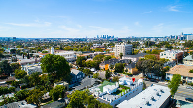 1334-1336 N Fairfax Ave in West Hollywood, CA - Building Photo - Other