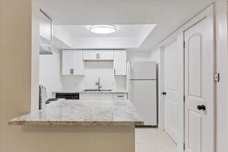 1936 Upland Dr in Houston, TX - Building Photo - Building Photo