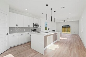 2530 Pennsylvania Ave in Dallas, TX - Building Photo - Building Photo