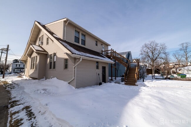 684 Amboy Ave in Edison, NJ - Building Photo - Building Photo