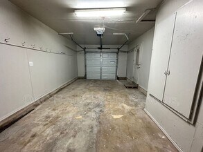 1706 Surrey Pl in Norman, OK - Building Photo - Building Photo