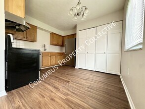 906 S Spring Rd in Westerville, OH - Building Photo - Building Photo