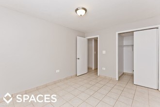 1660 W Pratt Blvd-Unit -# 1NN in Chicago, IL - Foto de edificio - Building Photo