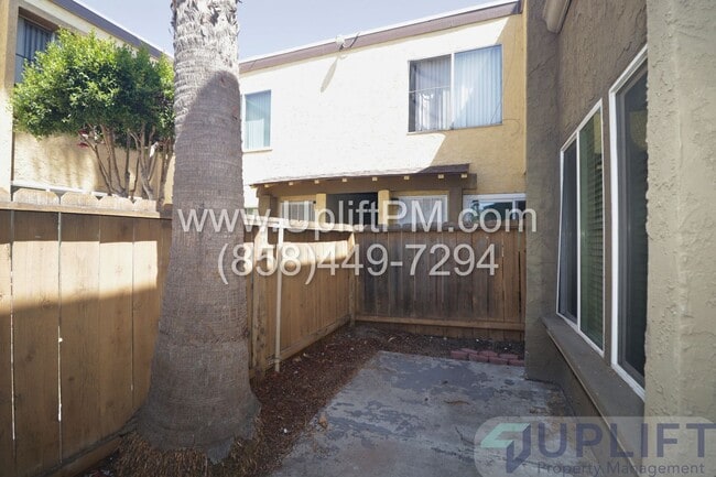 1653 Pentecost Way in San Diego, CA - Building Photo - Building Photo