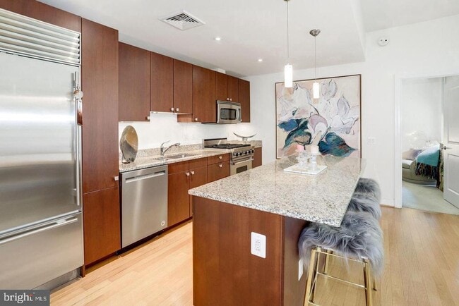property at 2425 L St NW