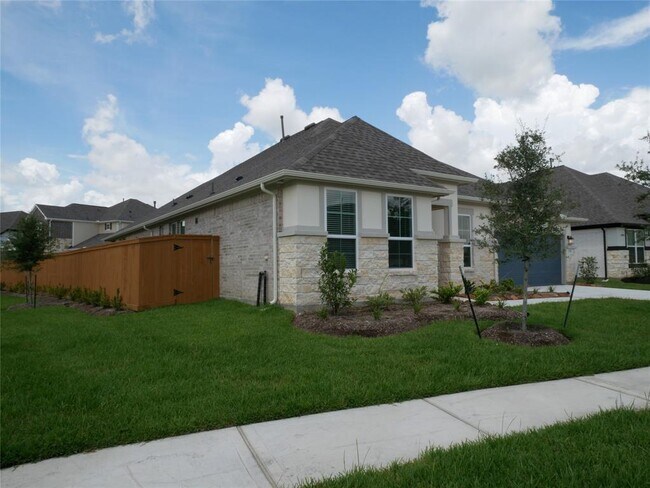 8503 Pier Cove Dr in Cypress, TX - Building Photo - Building Photo