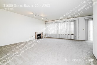 31080 State Rte 20 in Oak Harbor, WA - Building Photo - Building Photo