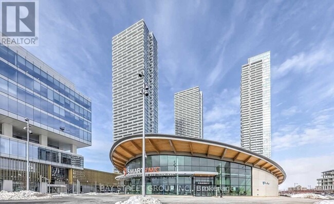 property at 5 Buttermill Ave.