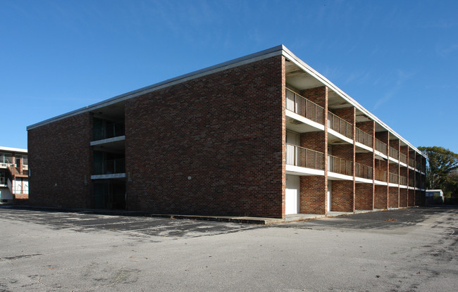 Cagel Apartments in Jacksonville, FL - Building Photo - Primary Photo