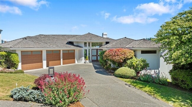 property at 5432 156th Ave SE