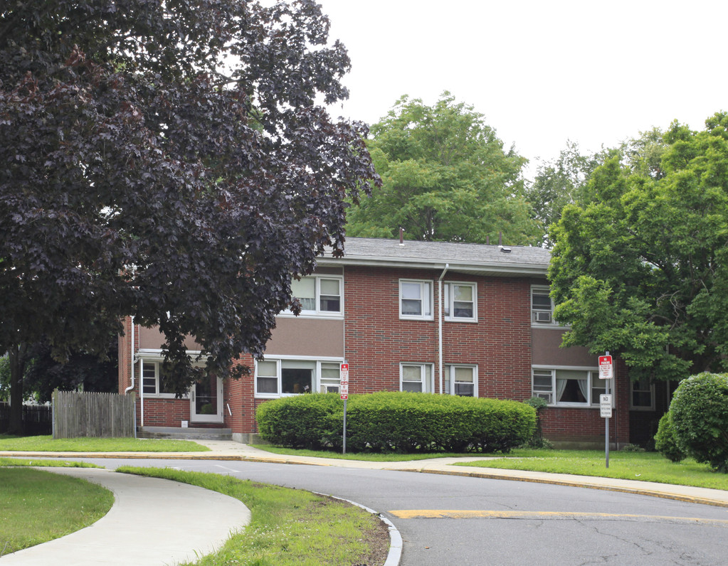 Walkling Court Apartments Medford, MA Apartments For Rent