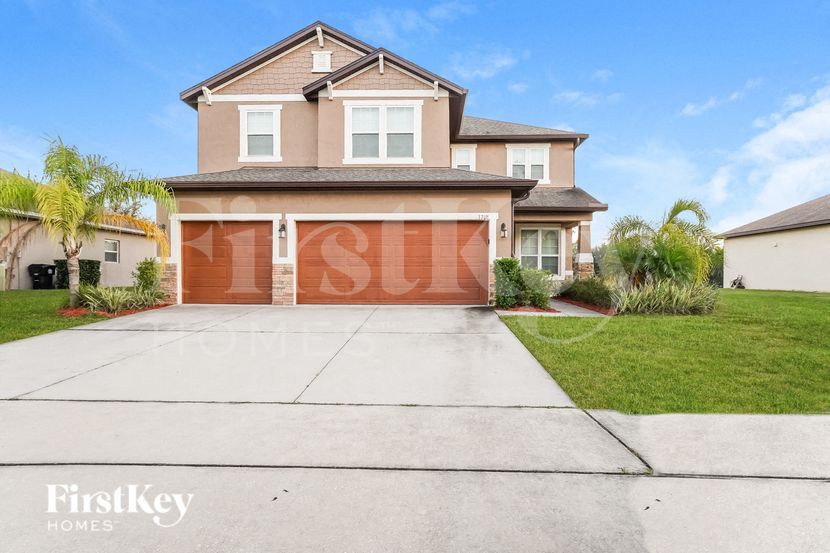 3708 Statham Dr in Apopka, FL - Building Photo