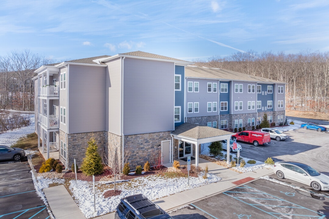 The Lofts at Sand Springs in Drums, PA - Foto de edificio