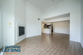 11927 Kling St in Los Angeles, CA - Building Photo - Building Photo