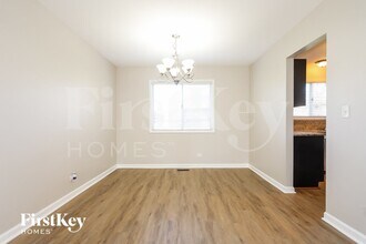 133 Huntingwood Rd in Matteson, IL - Foto de edificio - Building Photo