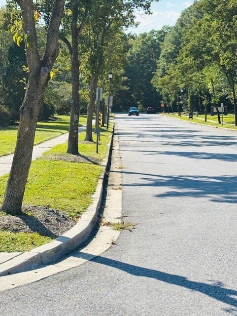 743 Deering Rd, Unit 6J in Pasadena, MD - Building Photo - Building Photo