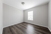 5206 Pershing St photo'