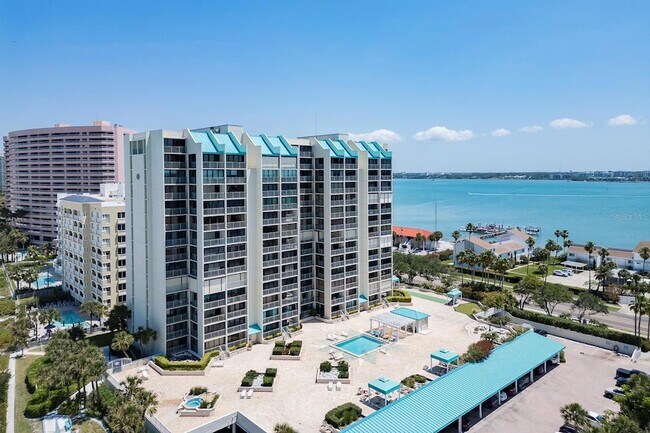 1390 Gulf Blvd, Unit 804 in Clearwater, FL - Building Photo - Building Photo
