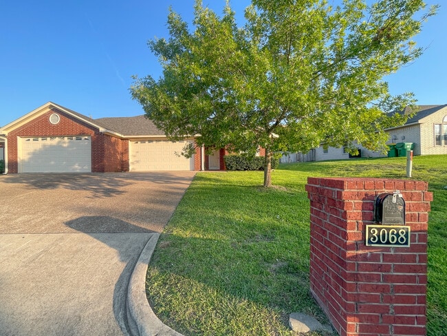 3068 Palomino Trl in Robinson, TX - Building Photo - Building Photo