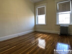 1185 Boylston St, Unit 9 in Boston, MA - Building Photo - Building Photo