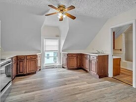 9 Leonard St in North Attleborough, MA - Building Photo