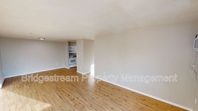 95 N Gebhart Church Rd in Miamisburg, OH - Building Photo - Building Photo