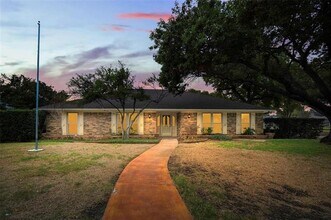 2608 Evans Dr in Plano, TX - Foto de edificio - Building Photo