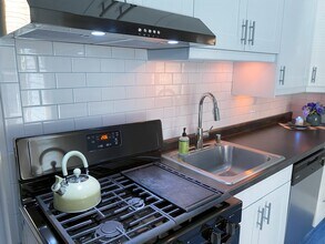 2730 pleasant Ave S, Unit Unit 1 in Minneapolis, MN - Building Photo - Building Photo