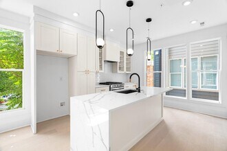 10 Seawell Ave in Raleigh, NC - Building Photo - Building Photo