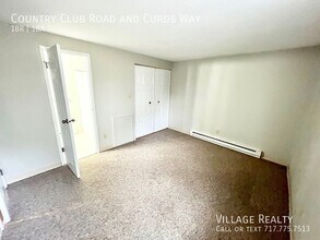 681 Country Club Rd in Red Lion, PA - Building Photo - Building Photo