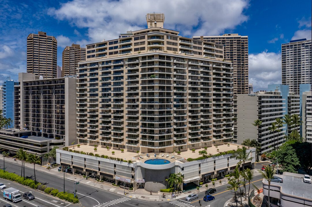 The Wailana at Waikiki in Honolulu, HI - Building Photo