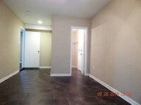 221 W 44th St photo'