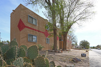 La Sabana in Albuquerque, NM - Foto de edificio - Primary Photo