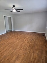 2110 N Stewart Ave in Newton, NC - Building Photo - Building Photo