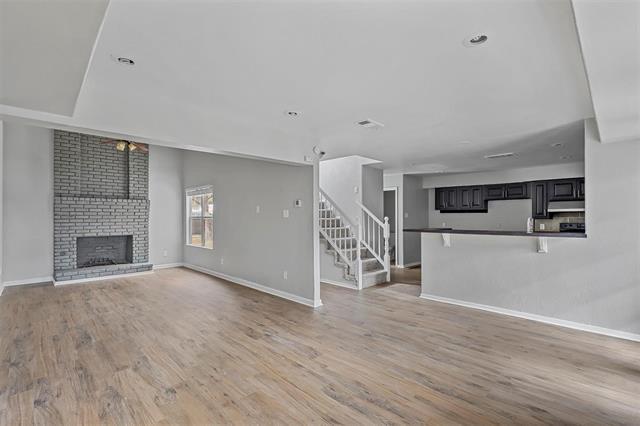 2158 Fleur De Lis Ct in Arlington, TX - Building Photo