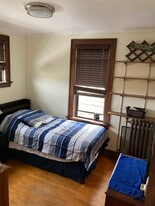 118 Pine St, Unit SR2 Furnished in Sheboygan Falls, WI - Building Photo